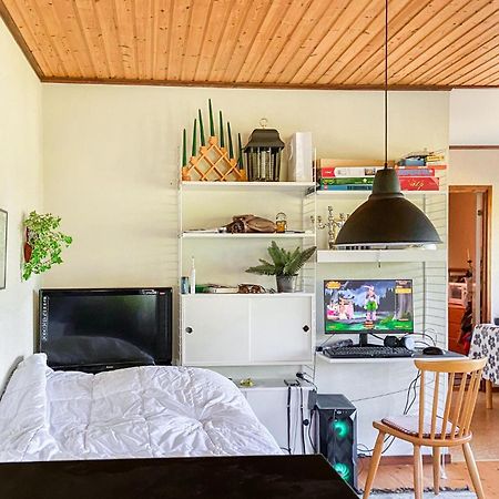 Awesome Home In Lenhovda With Wifi Exterior foto